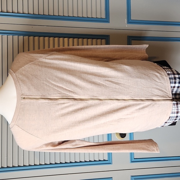 YA Los Angeles Neutral Button-Detail Top with Plaid Back Accent - Picture 12 of 15